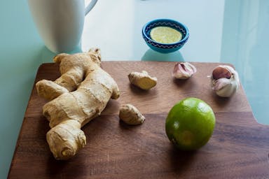 Cover Image for Top 5 Ginger-Based Remedies for Morning and Motion Sickness